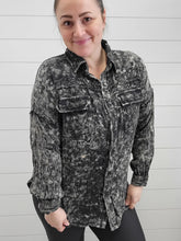 Load image into Gallery viewer, Amber Acid Washed Button Up