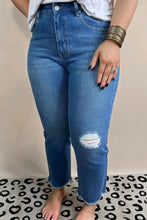 Load image into Gallery viewer, Channing Mid Rise Mom Jeans