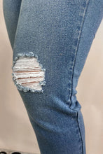 Load image into Gallery viewer, Channing Mid Rise Mom Jeans