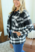 Load image into Gallery viewer, Norah Plaid Classic Black Shacket
